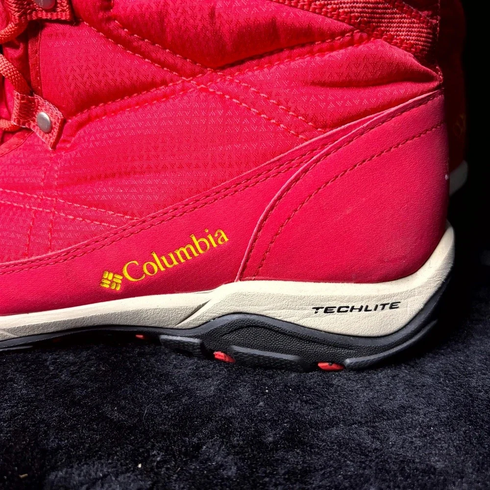 Columbia Minx Fire BL1646-655 Womens US 10 Winter Boots‎ Ruby/Yellow Waterproof
